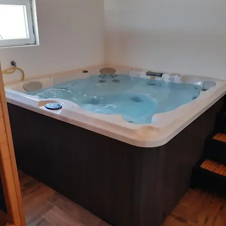 Mystic Woods Villa *