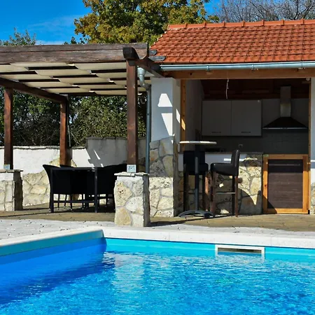 Mystic Woods Villa
