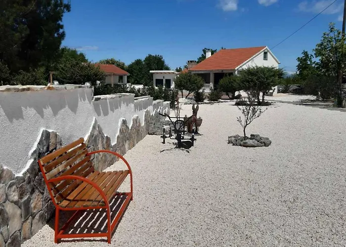 Mystic Woods * Bristane