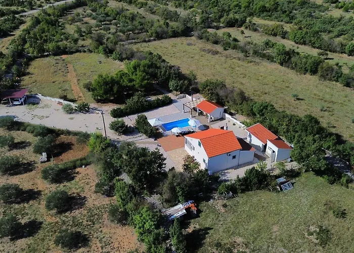 Mystic Woods Villa *